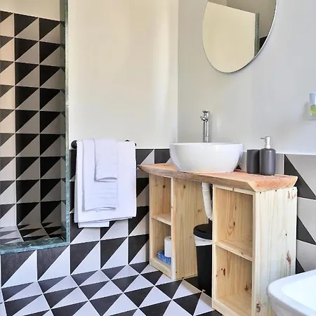 Nuccia Urban Loft * Naples