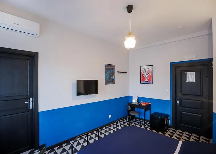 Nuccia Urban Loft 3* 那不勒斯