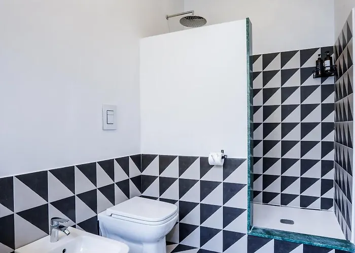 Nuccia Urban Loft 3* 那不勒斯