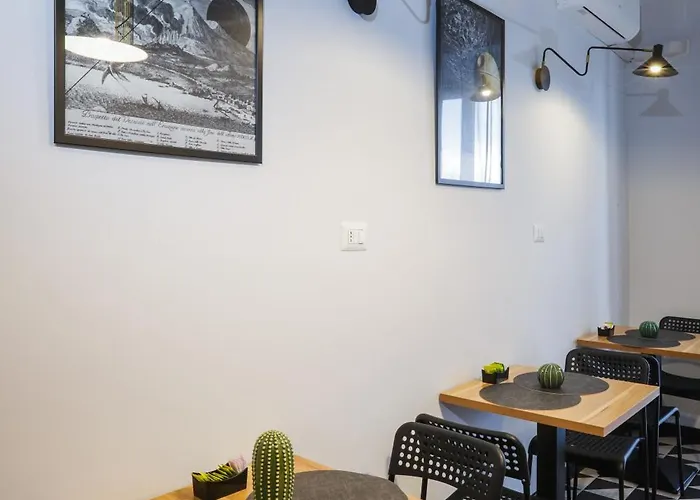 Nuccia Urban Loft 招待所 那不勒斯